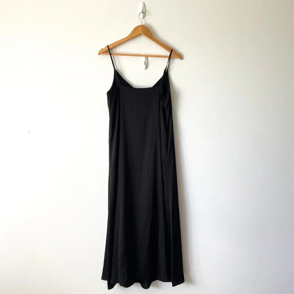 Karl Lagerfeld Paris Pleated Sleeveless Skinny Strap Midi Dress NWT Black Size 8 - Picture 4 of 6
